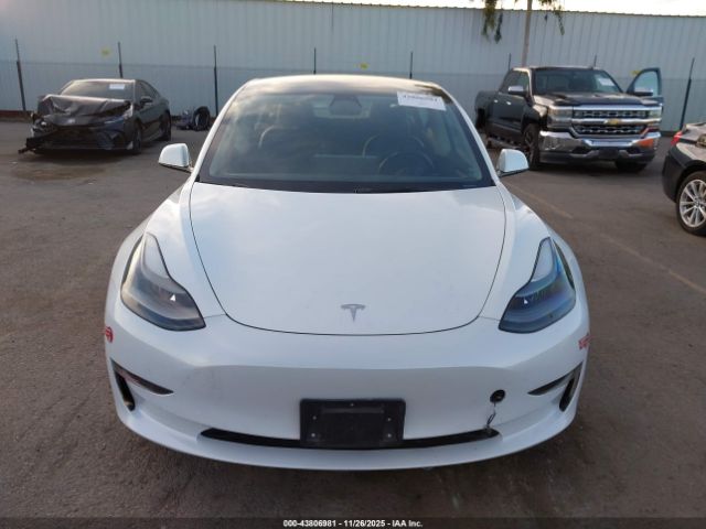 Tesla Model 3 Rear-wheel Drive Image 8