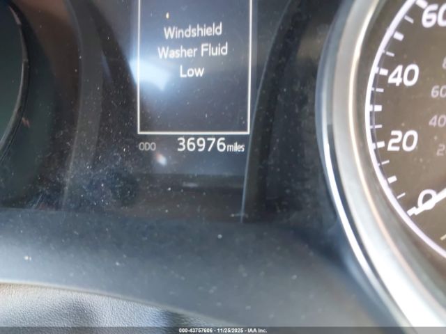 Toyota Camry Se Image 14