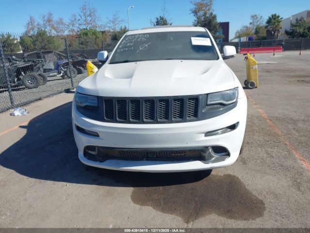 Jeep Grand Cherokee Srt8 Image 15