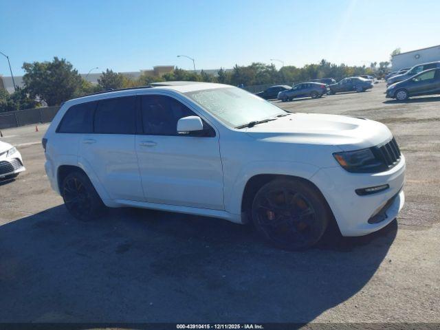 Jeep Grand Cherokee Srt8 Image 9
