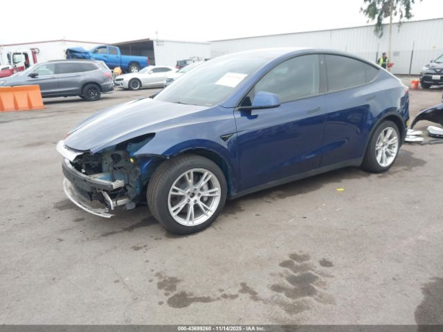 Tesla Model Y Long Range Dual Motor All-wheel Drive Image 15