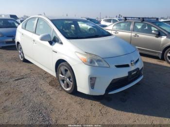  Salvage Toyota Prius