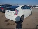 Toyota Prius Three Se Image 4