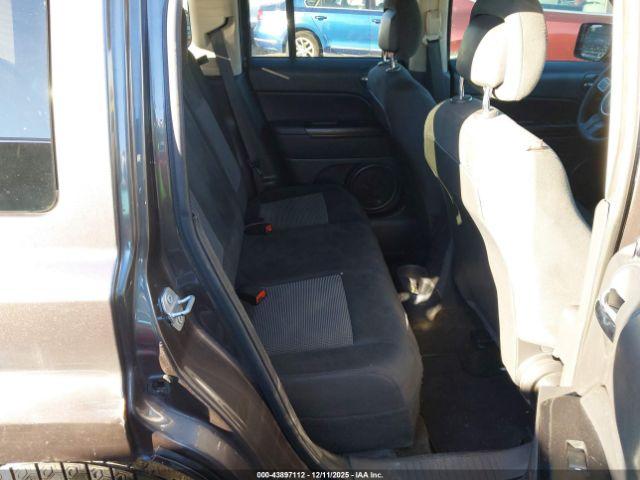 Jeep Patriot Sport Image 12