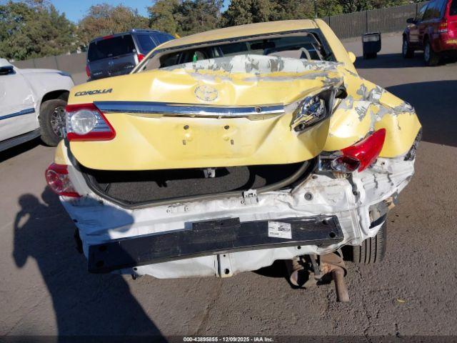 Toyota Corolla Le Image 9