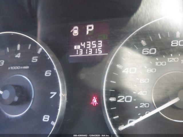 Subaru Outback 2.5i Limited Image 14