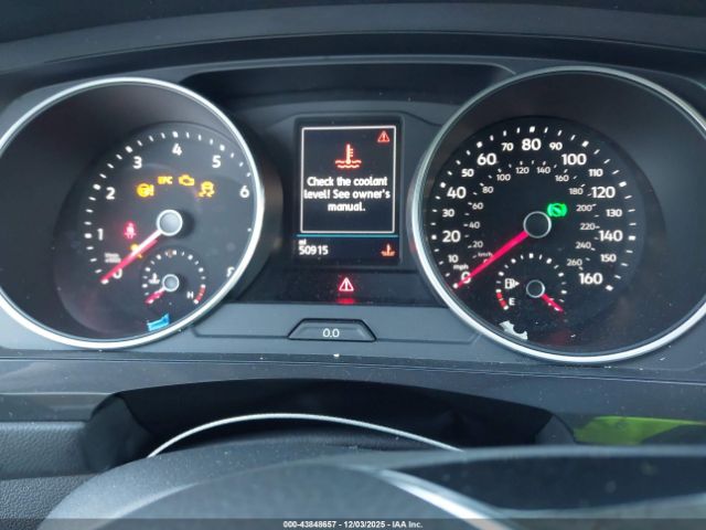 Volkswagen Tiguan 2.0t S Image 16