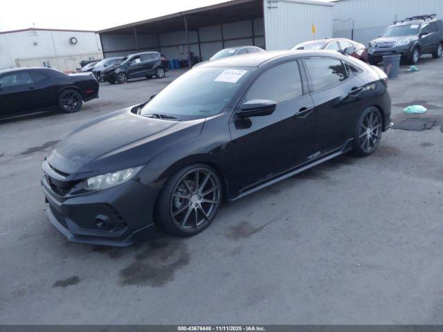 Honda Civic Sport Image 2