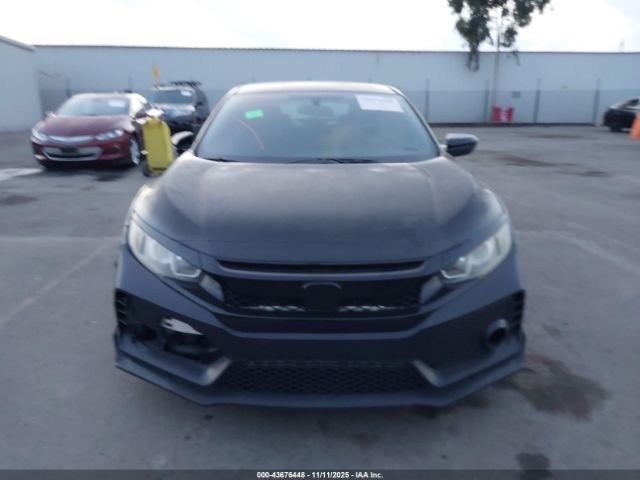 Honda Civic Sport Image 8