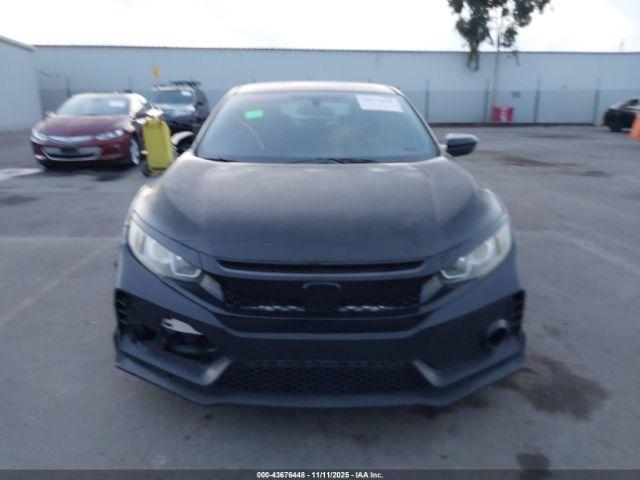 Honda Civic Sport Image 8