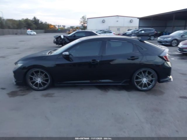 Honda Civic Sport Image 15