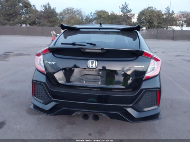 Honda Civic Sport Image 13