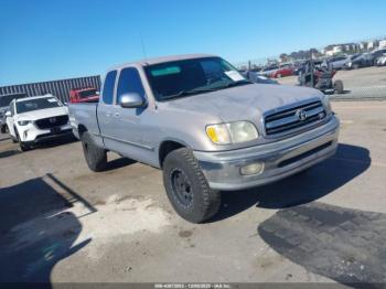  Salvage Toyota Tundra