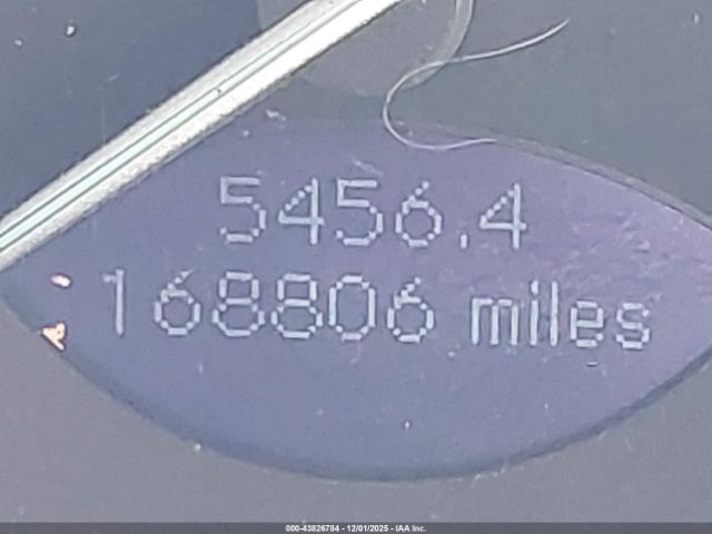 Mercedes-Benz S-Class Image 12