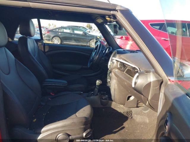 MINI Convertible Cooper Image 4