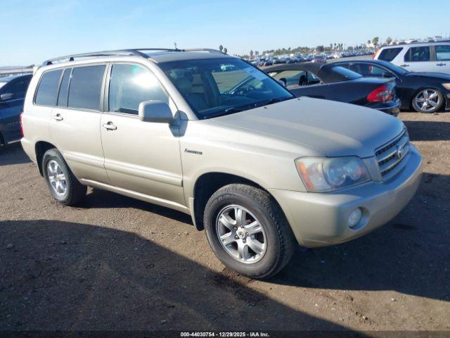  Salvage Toyota Highlander
