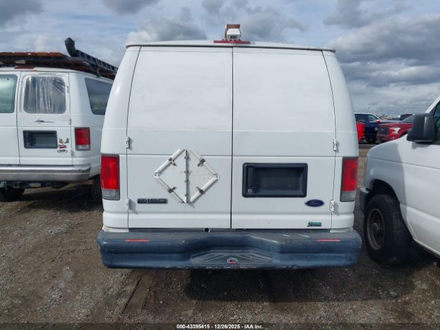 Ford E-150 Image 15