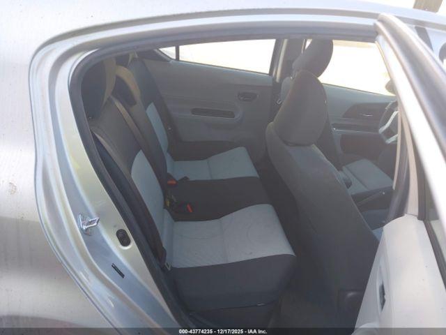 Toyota Prius c Three Image 2