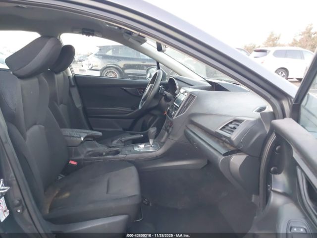 Subaru Impreza 2.0i Premium Image 2