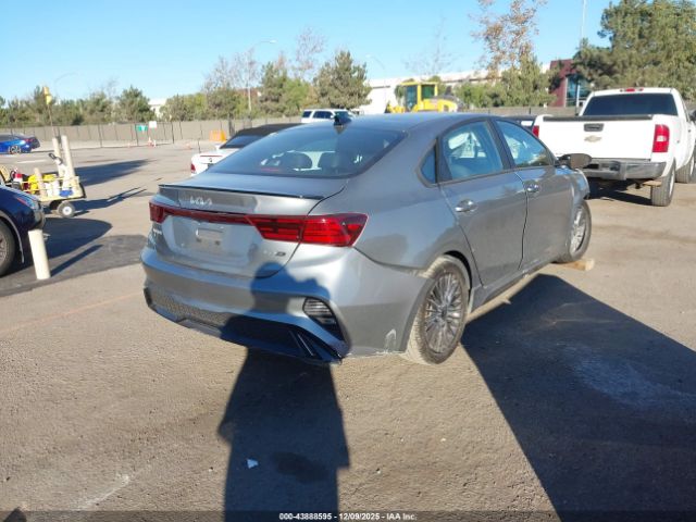 Kia Forte Gt-line Image 3
