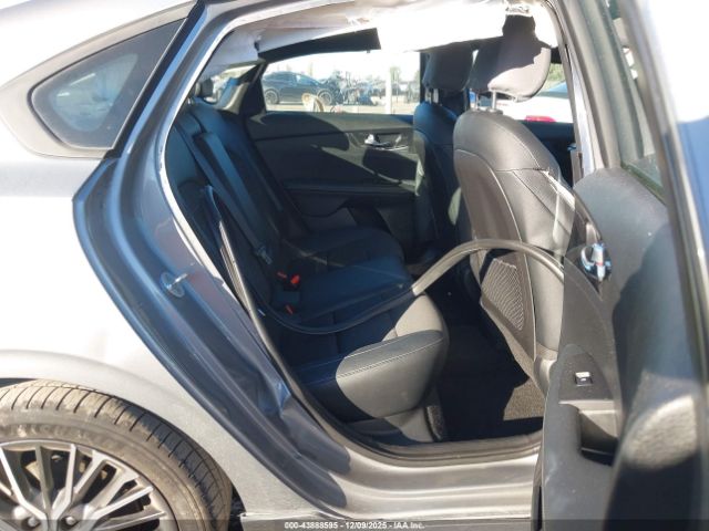 Kia Forte Gt-line Image 5