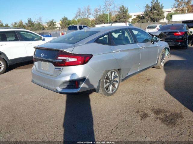 Honda Clarity Plug-In Hybrid Touring Image 13