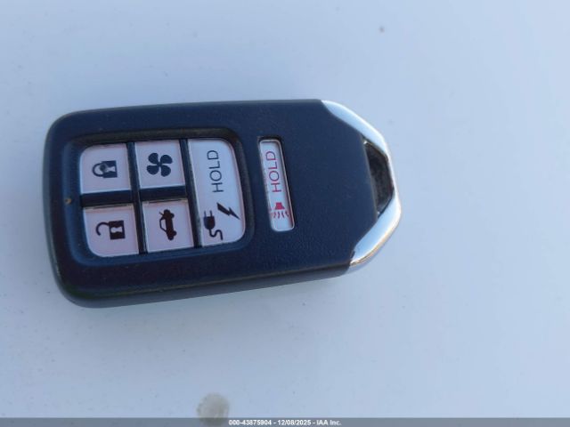 Honda Clarity Plug-In Hybrid Touring Image 11