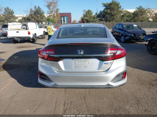 Honda Clarity Plug-In Hybrid Touring Image 8