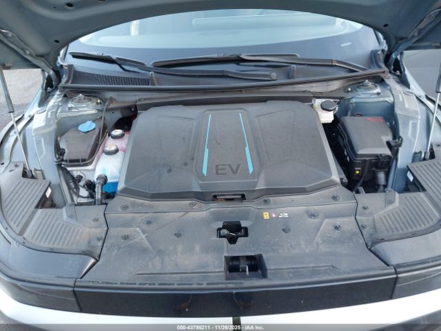 Hyundai Ioniq Se Image 11