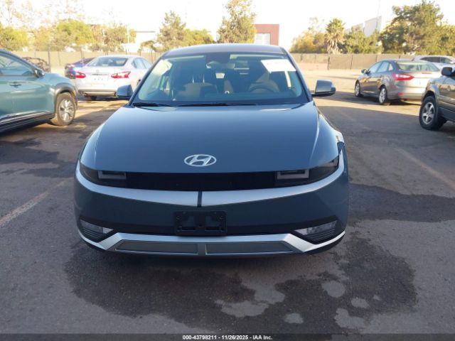 Hyundai Ioniq Se Image 7