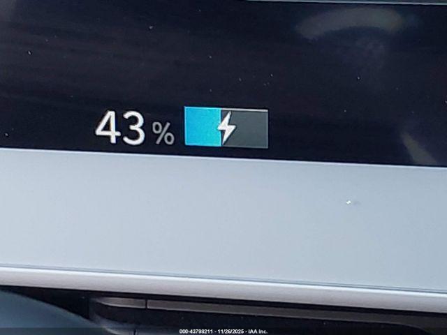 Hyundai Ioniq Se Image 2