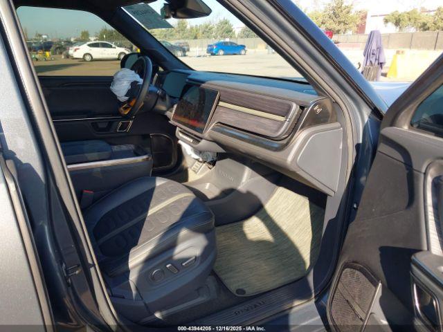 Rivian R1T Adventure Image 3