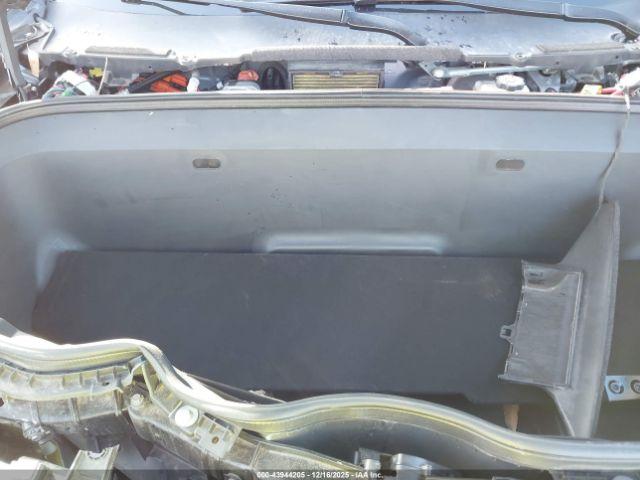 Rivian R1T Adventure Image 10