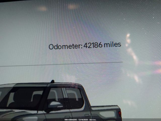 Rivian R1T Adventure Image 13