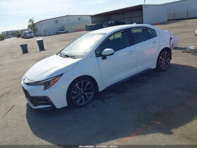 Toyota Corolla Se Image 3