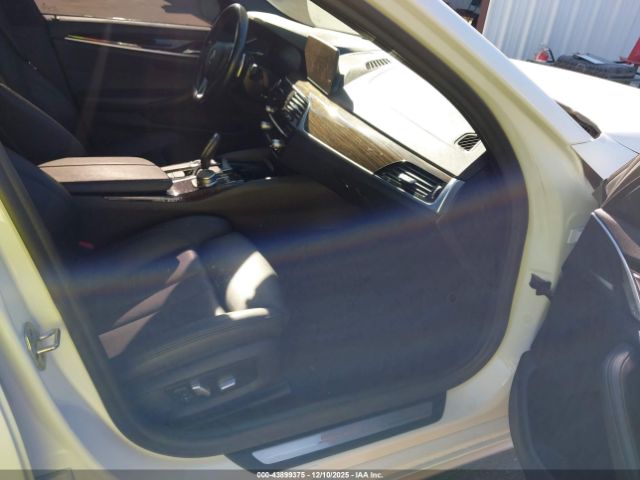 BMW 5 Series Image 2