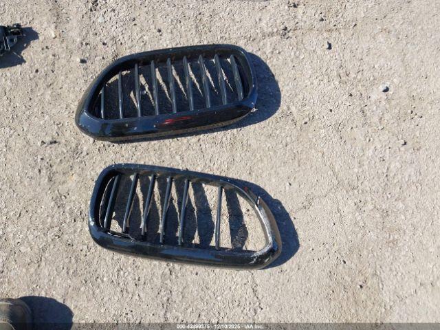 BMW 5 Series Image 12