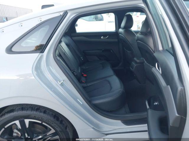 Kia K5 Gt-line Image 4