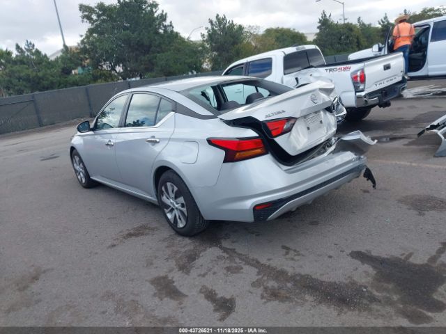 Nissan Altima S Fwd Image 3