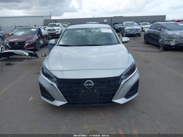 Nissan Altima S Fwd Image 6