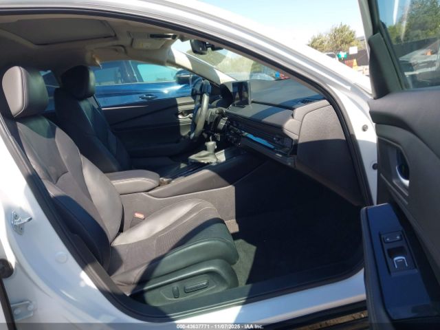 Honda Accord Touring Image 13