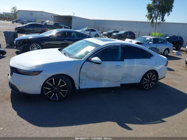 Honda Accord Touring Image 7