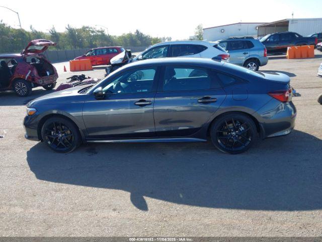 Honda Civic Image 15