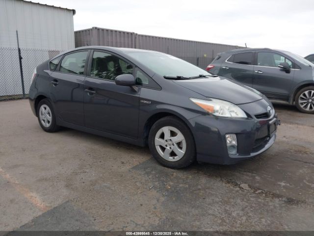 Toyota Prius Two Image 1