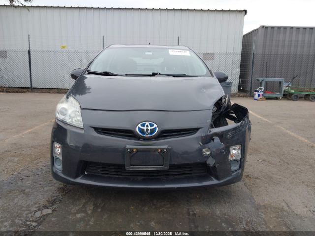 Toyota Prius Two Image 3