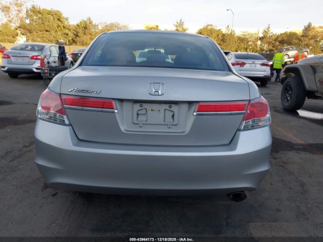 Honda Accord 2.4 Lx Image 10
