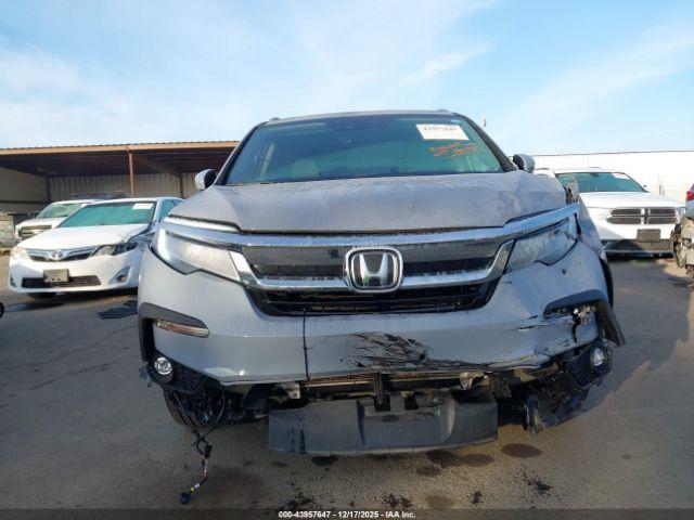 Honda Pilot 2wd Touring 7 Passenger Image 2