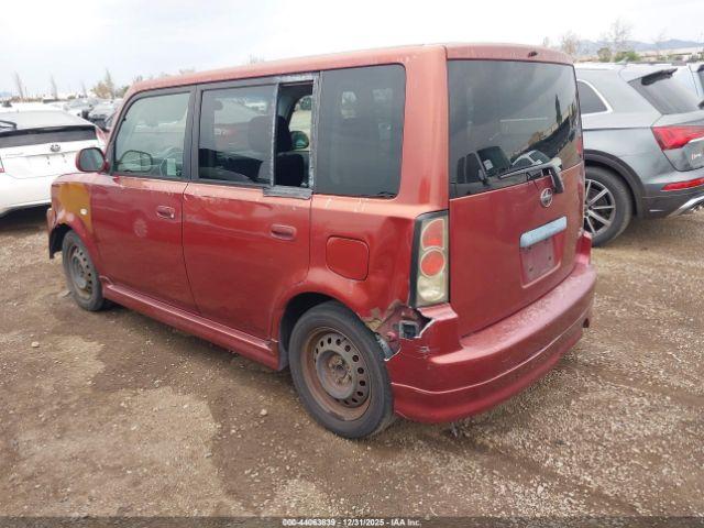 Scion xB Image 10