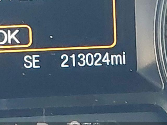 Ford Explorer Xlt Image 16