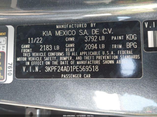 Kia Forte Lxs Image 11